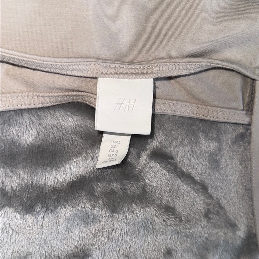 EUC H&M Cream Bodysuit with High-Cut Design - Picture 2 of 3